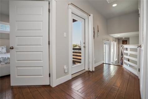 147 W Brundrett Avenue Port Aransas TX 78373