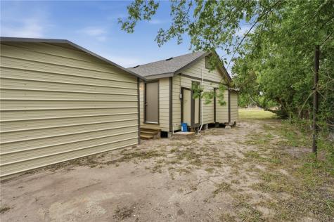 310 Driscoll Street Woodsboro TX 78393