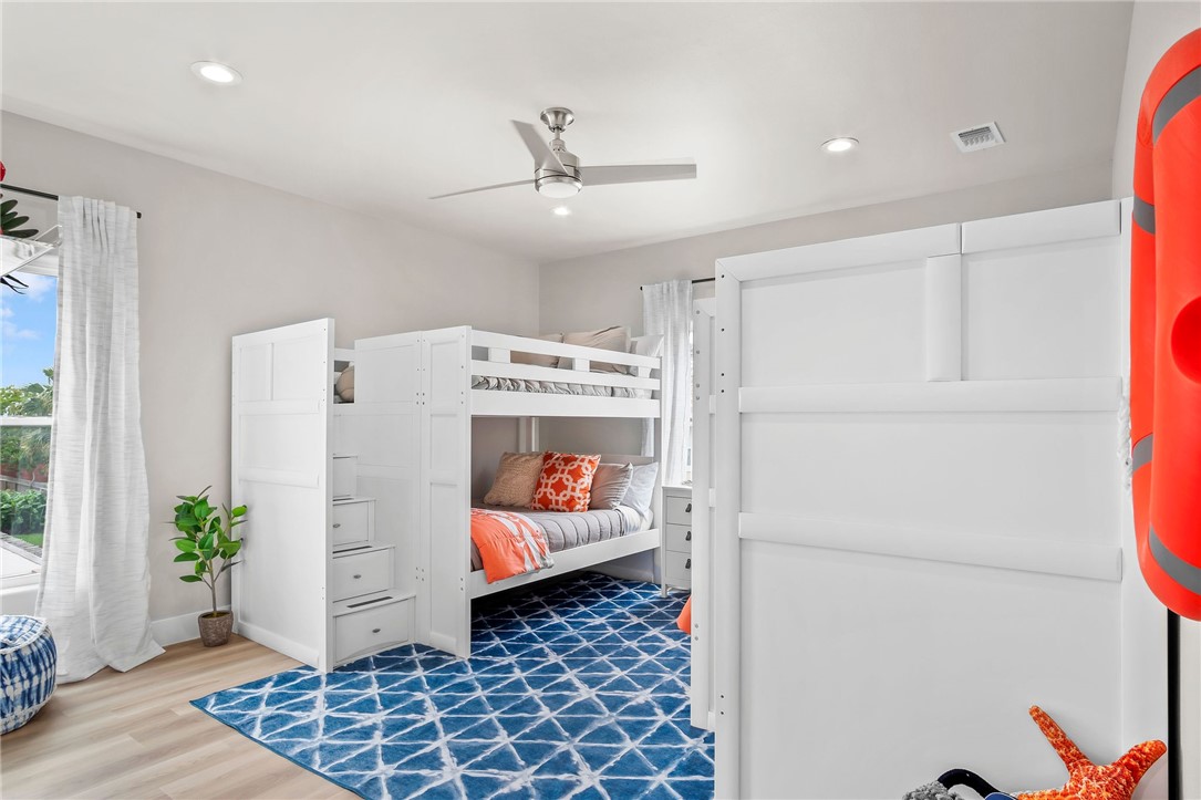 518 Aransas Channel Port Aransas TX 78373