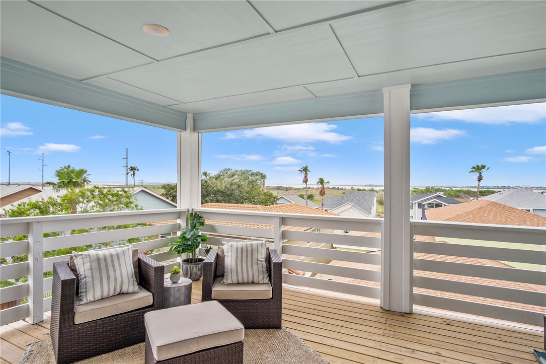 518 Aransas Channel Port Aransas TX 78373