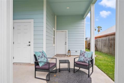 518 Aransas Channel Port Aransas TX 78373