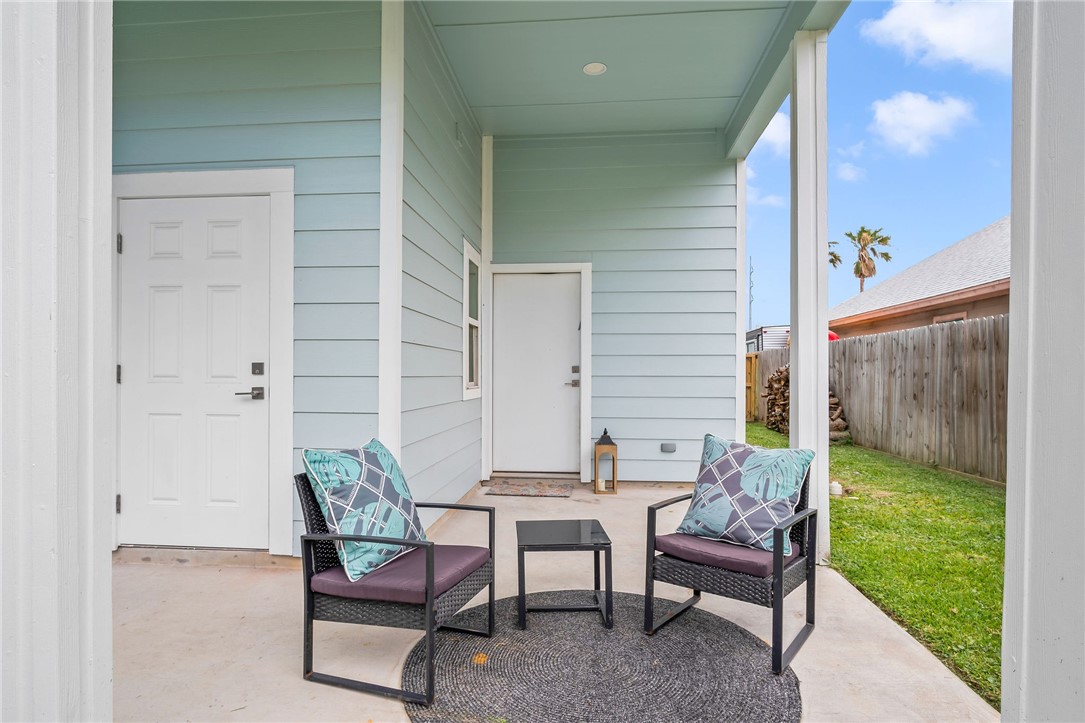 518 Aransas Channel Port Aransas TX 78373