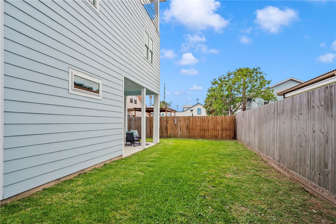 518 Aransas Channel Port Aransas TX 78373
