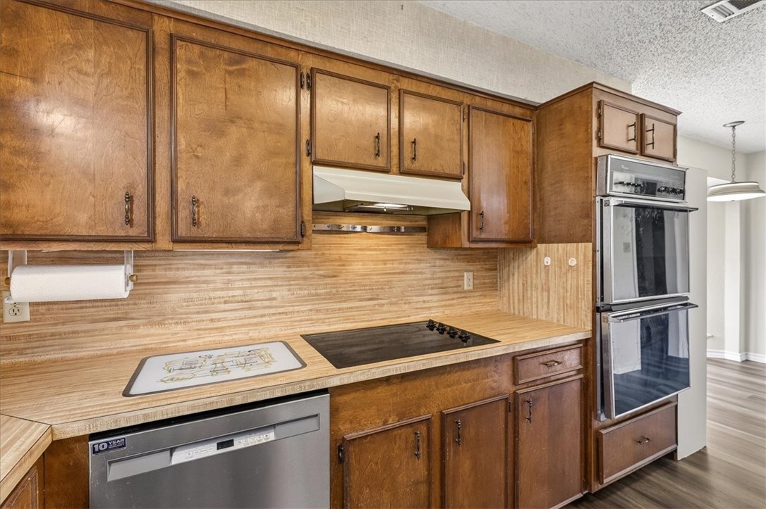 5314 Ridgewood Court Corpus Christi TX 78413