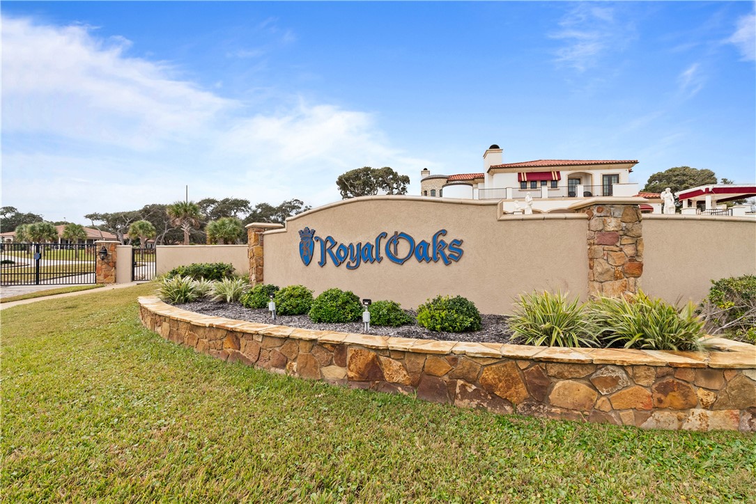 1502 Royal Oaks Trai 1502 Rockport TX 78382