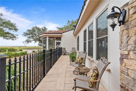 1502 Royal Oaks Trai 1502 Rockport TX 78382