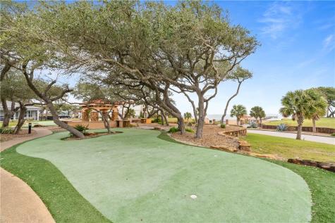 1502 Royal Oaks Trai 1502 Rockport TX 78382
