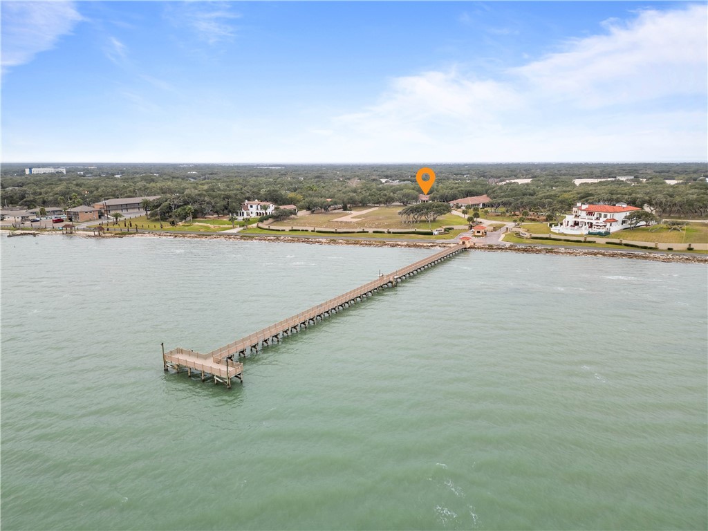 1502 Royal Oaks Trai 1502 Rockport TX 78382