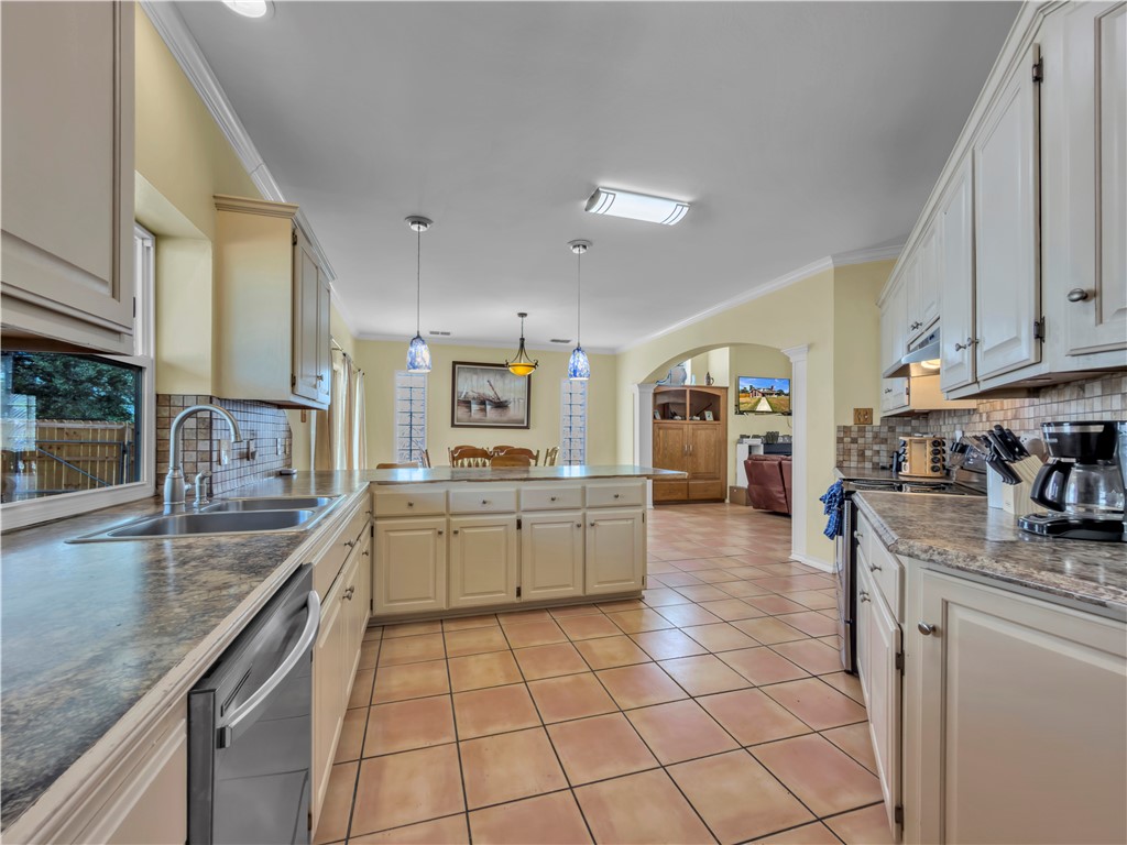 337 Paloma Street Corpus Christi TX 78412