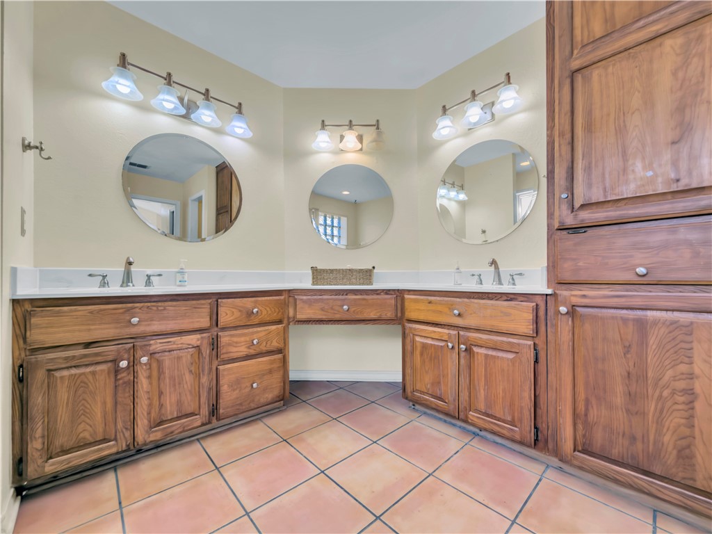 337 Paloma Street Corpus Christi TX 78412