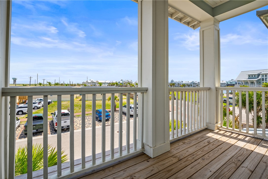 320 S Shore Drive Port Aransas TX 78373