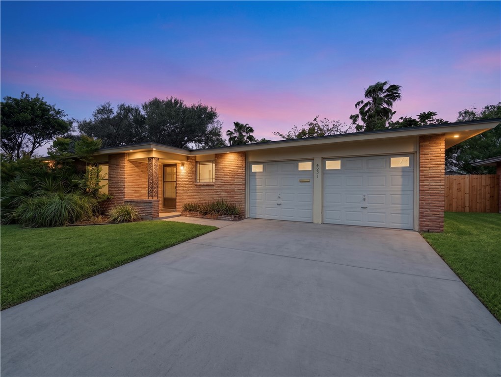 4221 Dolphin Place Corpus Christi TX 78411