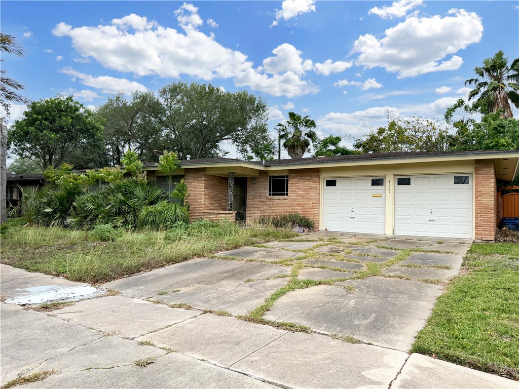 4221 Dolphin Place Corpus Christi TX 78411