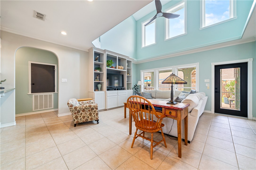 15950 Punta Espada Loop Corpus Christi TX 78418