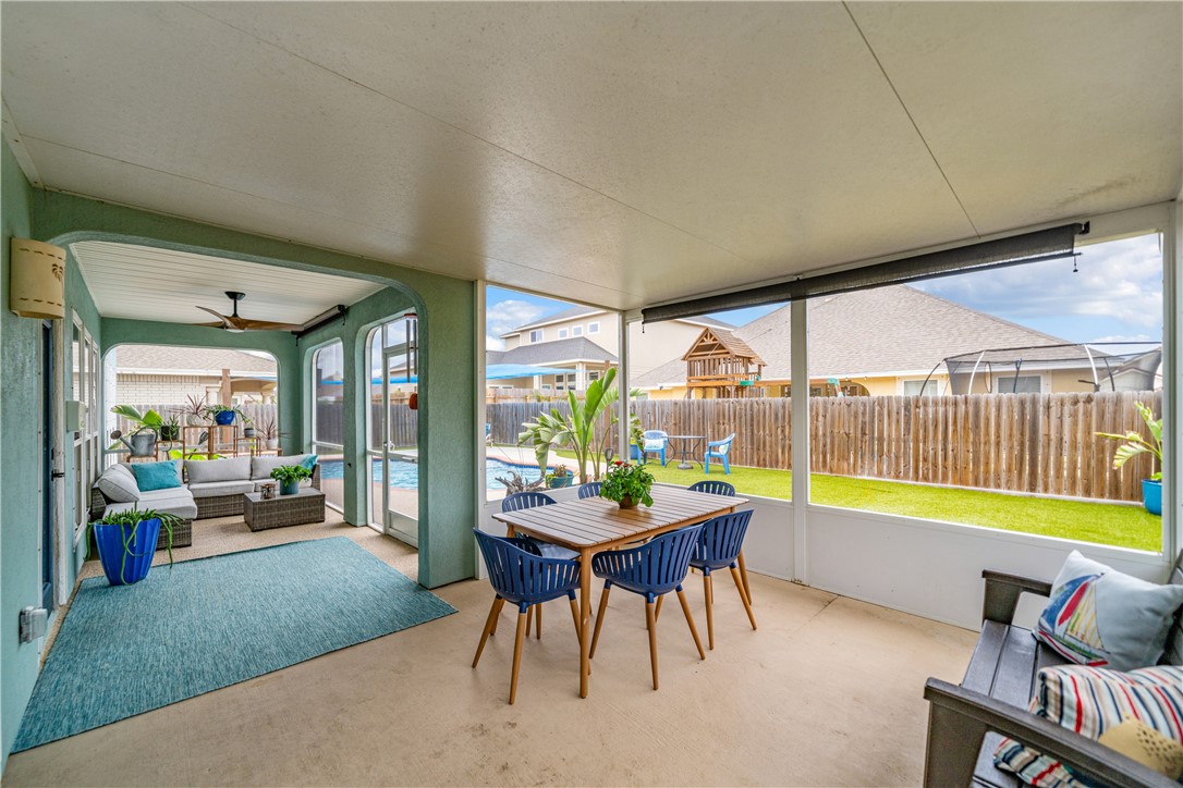 15950 Punta Espada Loop Corpus Christi TX 78418