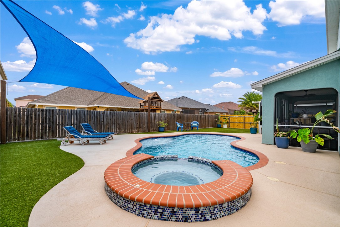 15950 Punta Espada Loop Corpus Christi TX 78418