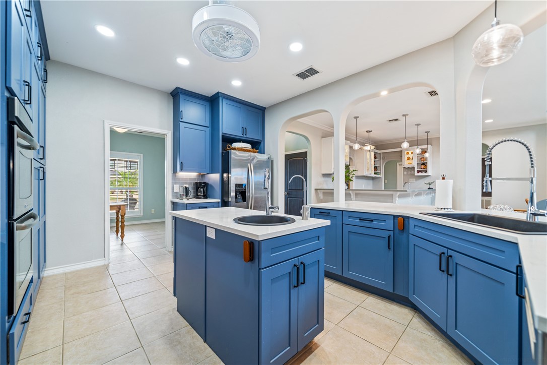 15950 Punta Espada Loop Corpus Christi TX 78418