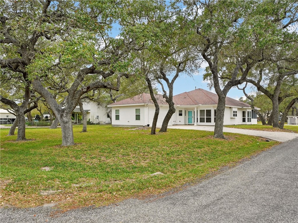 119 Bishop Road Rockport TX 78382