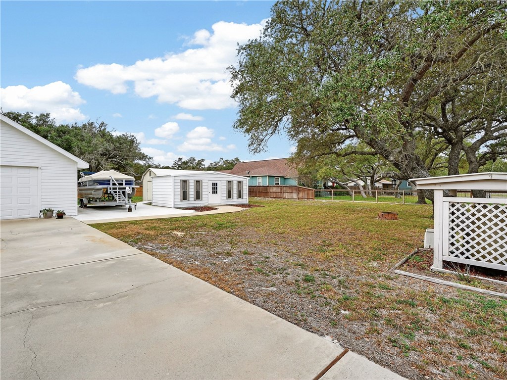 119 Bishop Road Rockport TX 78382