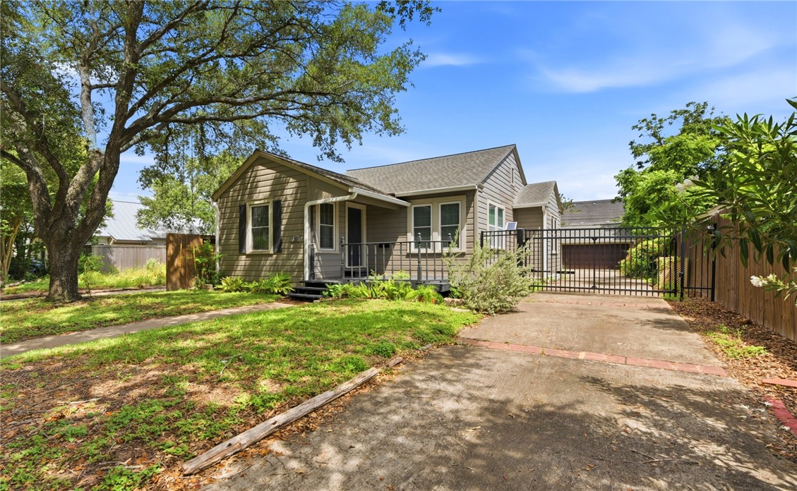 332 Southern Street Corpus Christi TX 78404