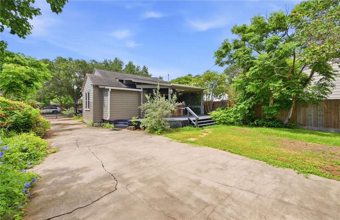 332 Southern Street Corpus Christi TX 78404