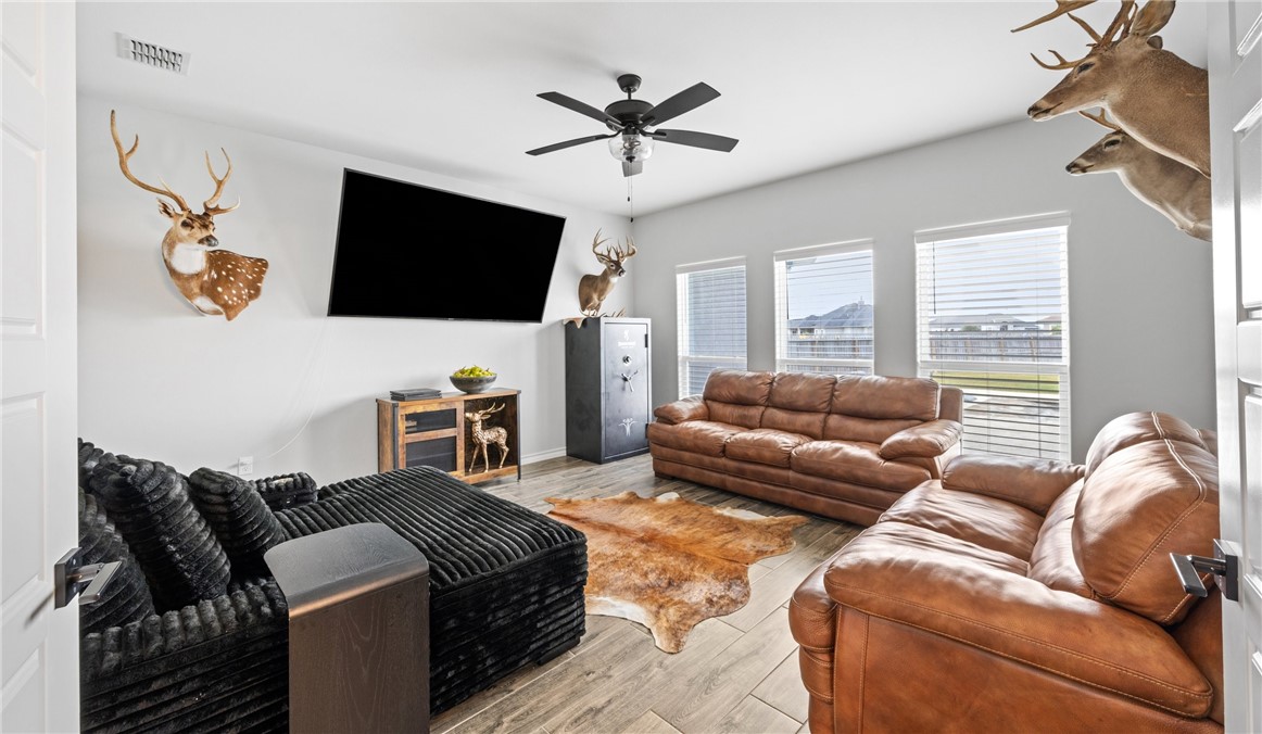 1350 Will Scarlet Court Corpus Christi TX 78415