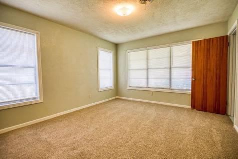714 Reynolds Avenue Taft TX 78390