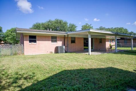 714 Reynolds Avenue Taft TX 78390