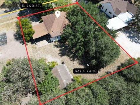 712 E 2nd Street Alice TX 78332