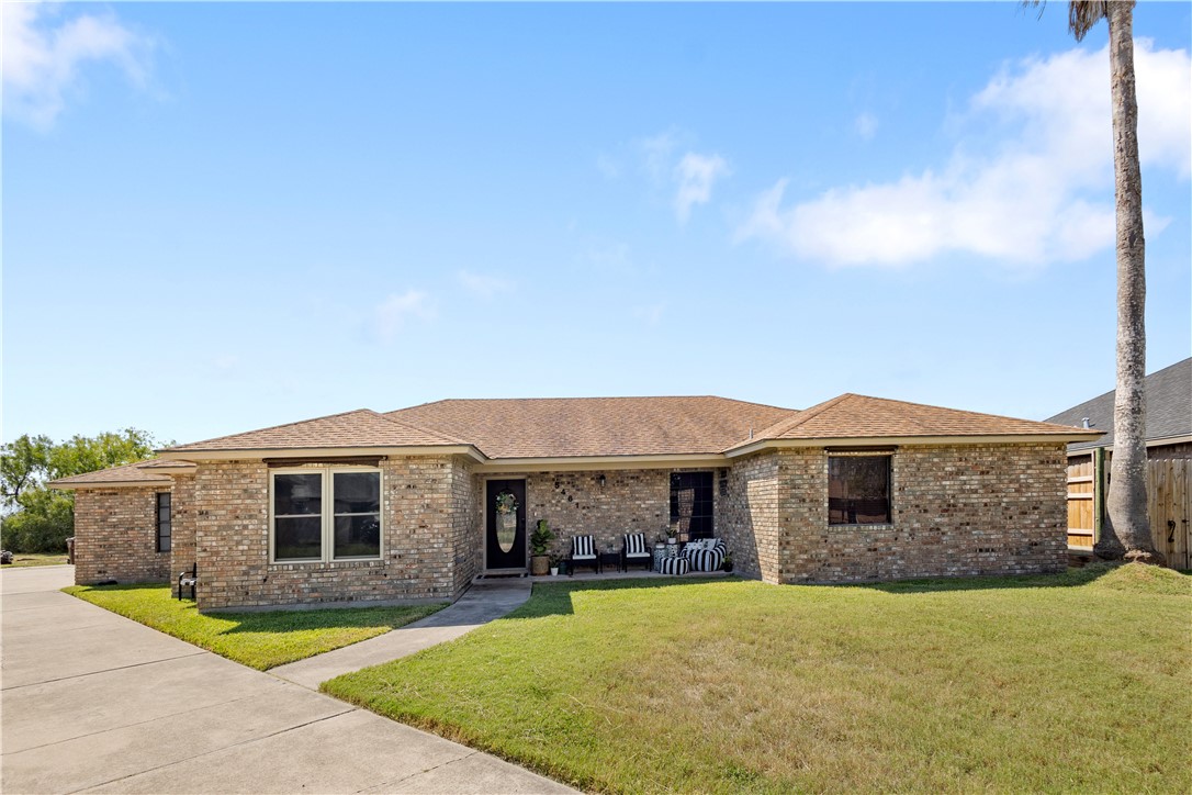 5461 Cypress Creek Kingsville TX 78363