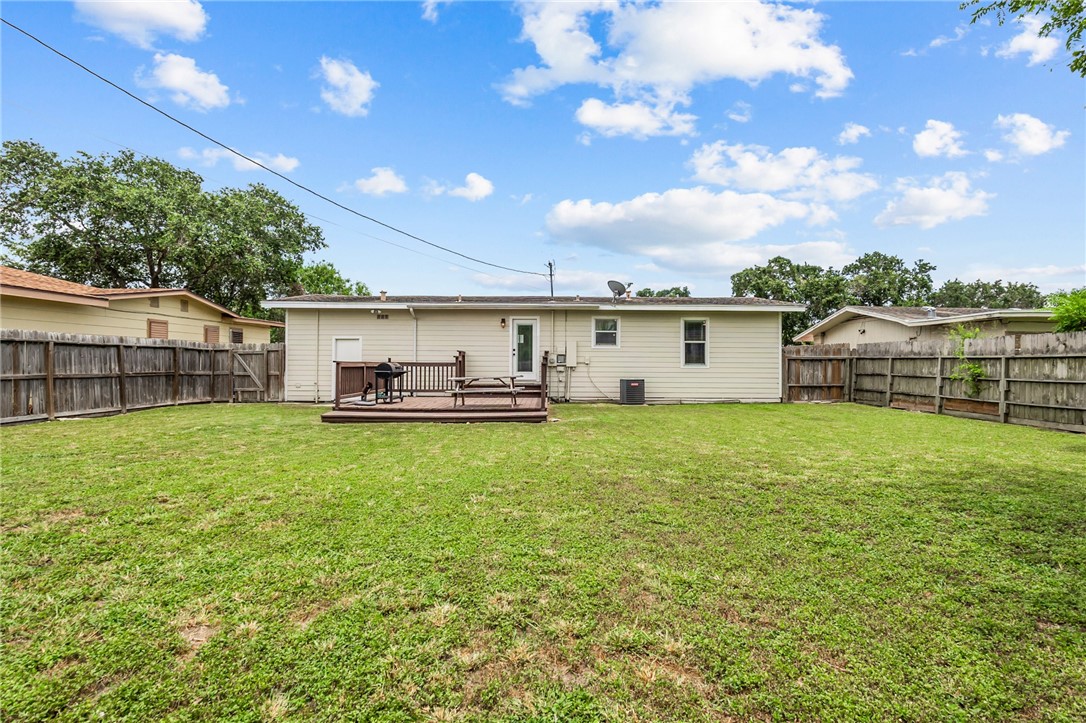1465 Casa De Oro Drive Corpus Christi TX 78411