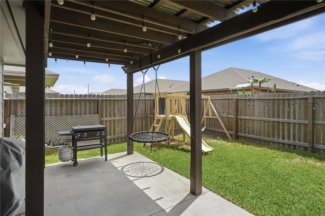 7526 Loyd Neal Drive Corpus Christi TX 78414