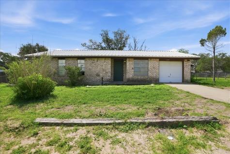 1307 Amy Street George West TX 78022