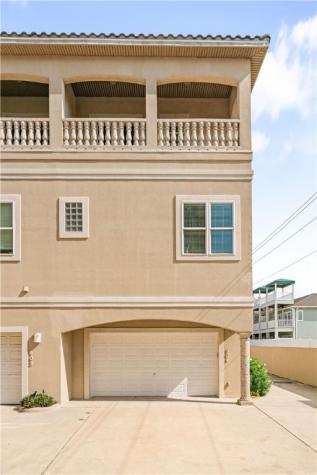14910 Leeward Drive 804 Corpus Christi TX 78418