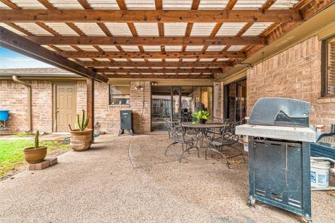 6042 Lost Creek Drive Corpus Christi TX 78413