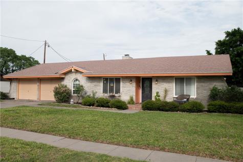 1618 Lawndale Drive Kingsville TX 78363