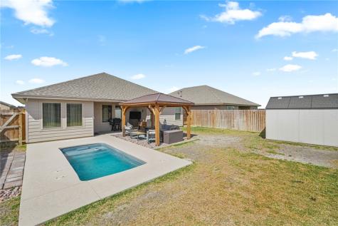 103 Donegal Street Sinton TX 78387