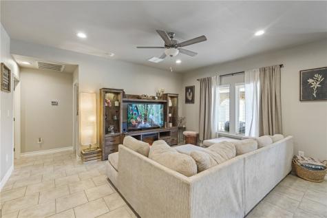 103 Donegal Street Sinton TX 78387