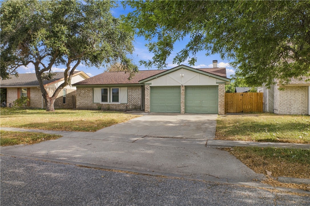 7426 Spitfire Drive Corpus Christi TX 78412