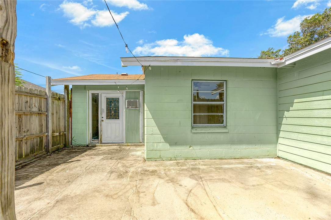 438 Valerie Corpus Christi TX 78418