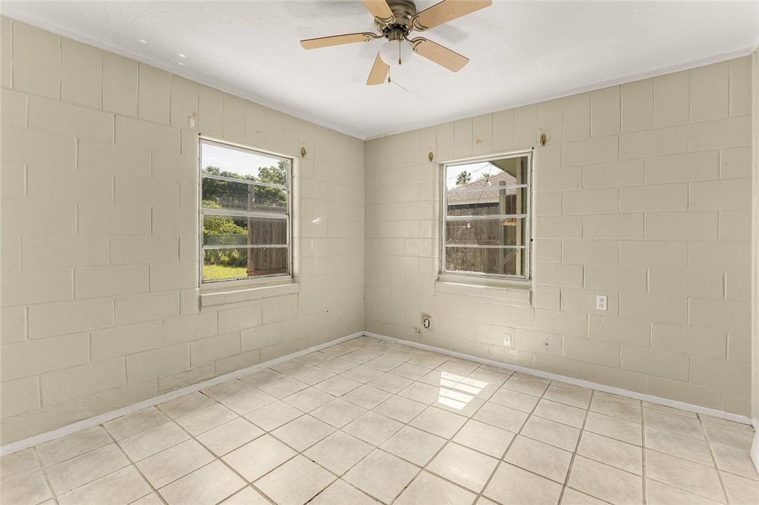438 Valerie Corpus Christi TX 78418