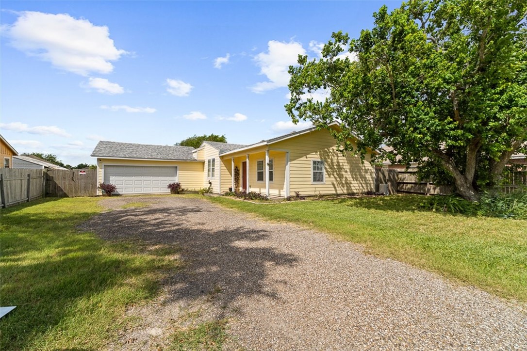 945 Purdue Corpus Christi TX 78418