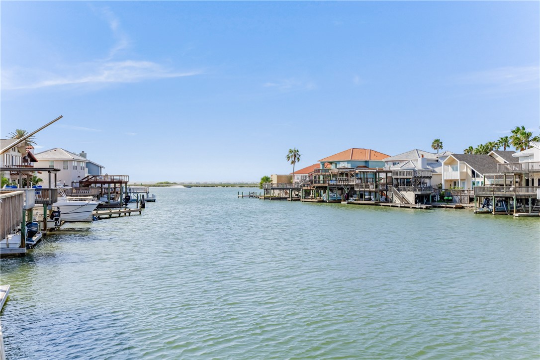 13742 Tajamar Street Corpus Christi TX 78418