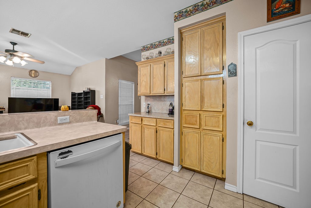 6106 Jessica Drive Corpus Christi TX 78414