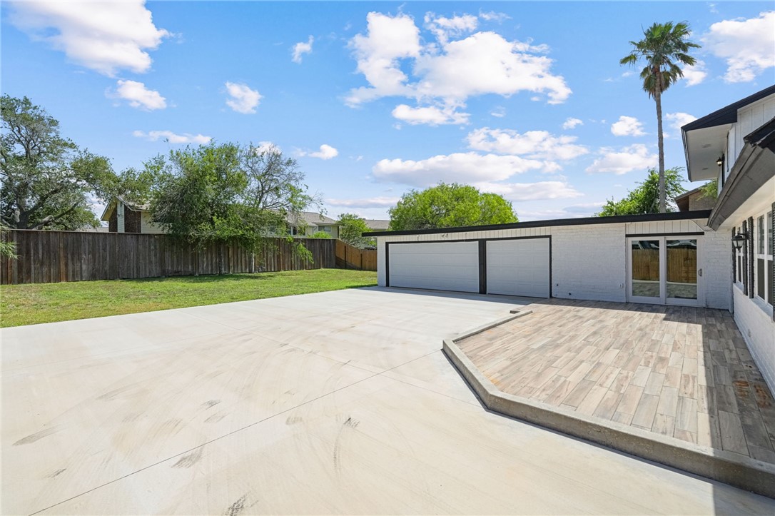 1006 Memphis Drive Corpus Christi TX 78412