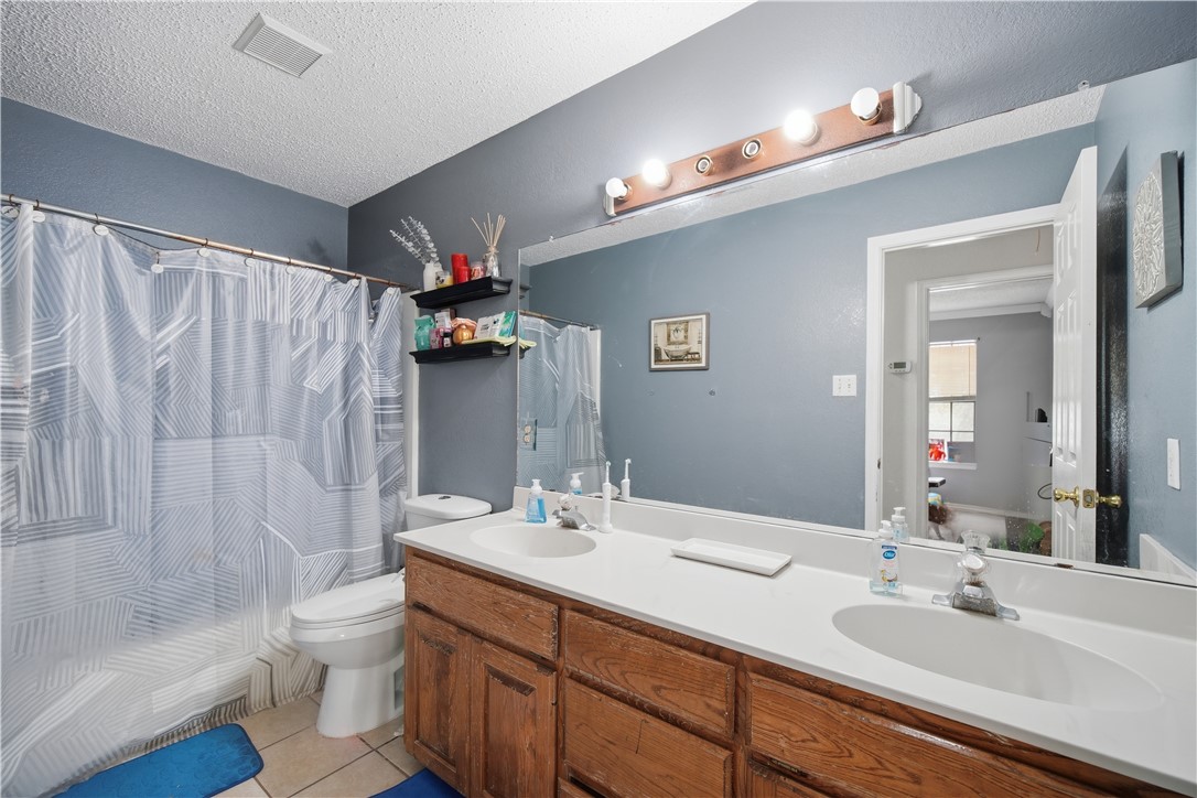 5502 Queensborough Corpus Christi TX 78413