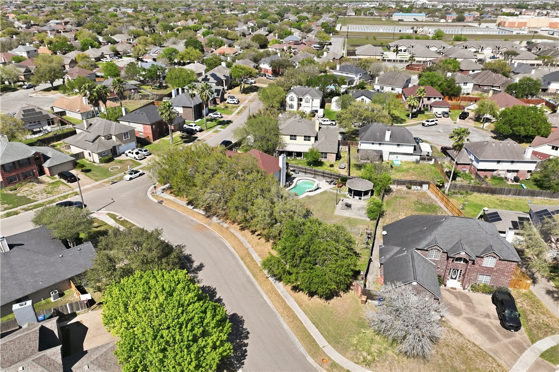 5502 Queensborough Corpus Christi TX 78413