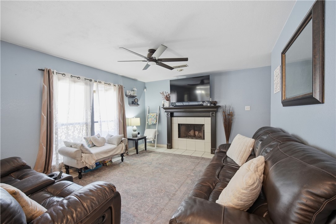 5502 Queensborough Corpus Christi TX 78413