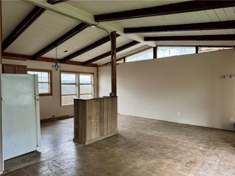 718 E Copano Street Mathis TX 78368