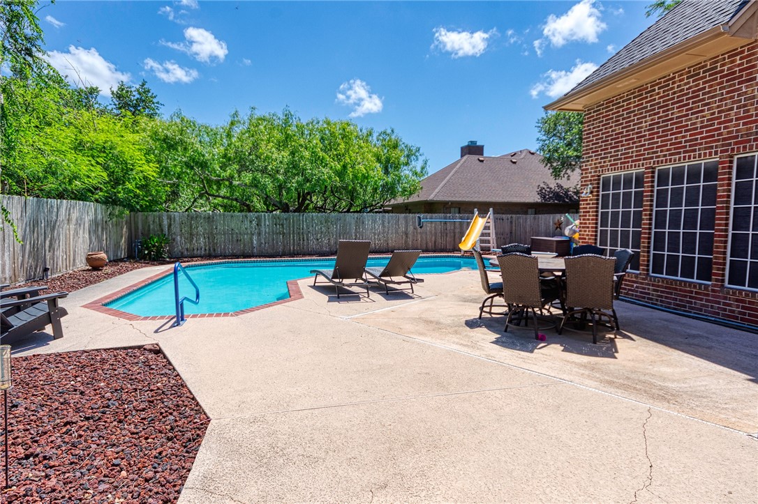 8006 Villefranche Drive Corpus Christi TX 78414